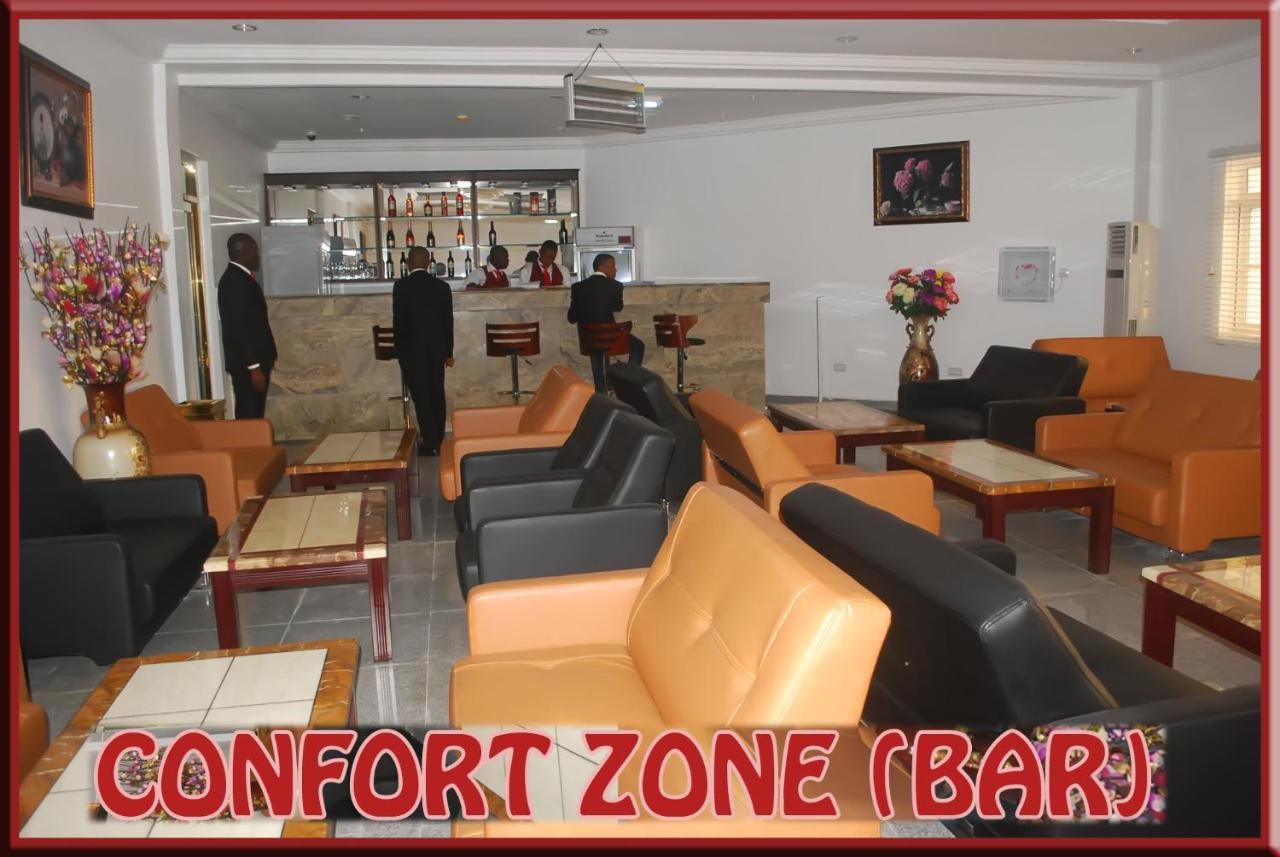 奥韦里完美皇家国际酒店 Owerri 外观 照片